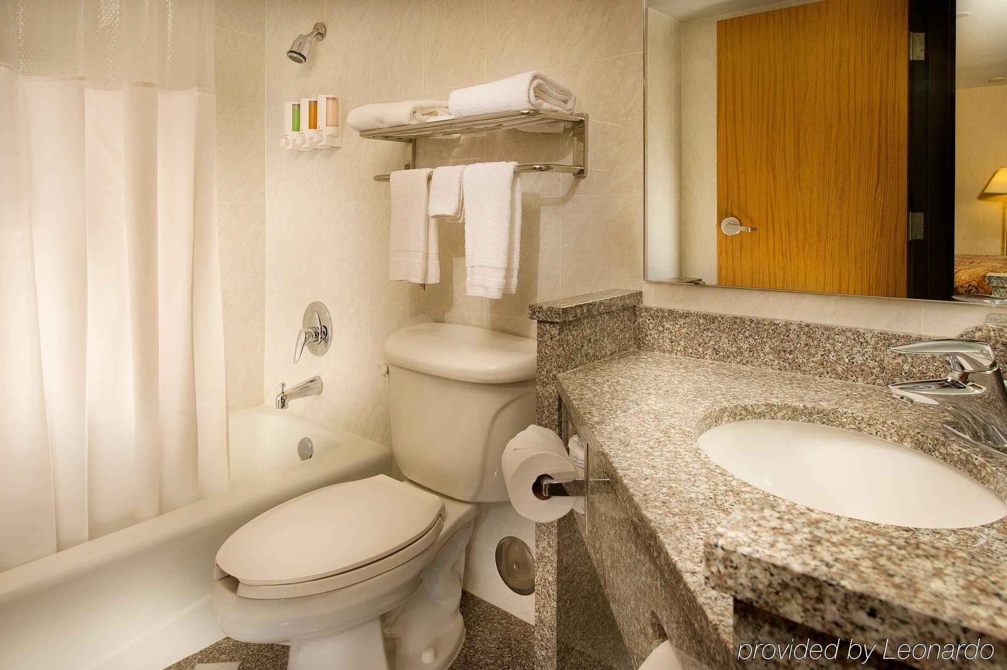 Pear Tree Inn Kansas City Overland Park Dış mekan fotoğraf